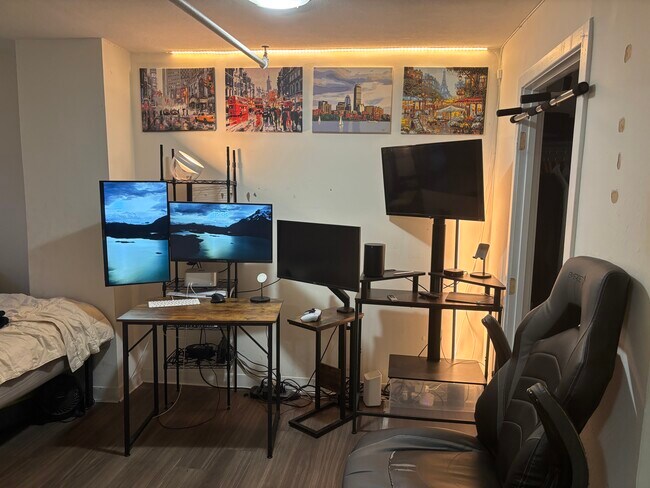 Photo - 90 Charles St Unit 1