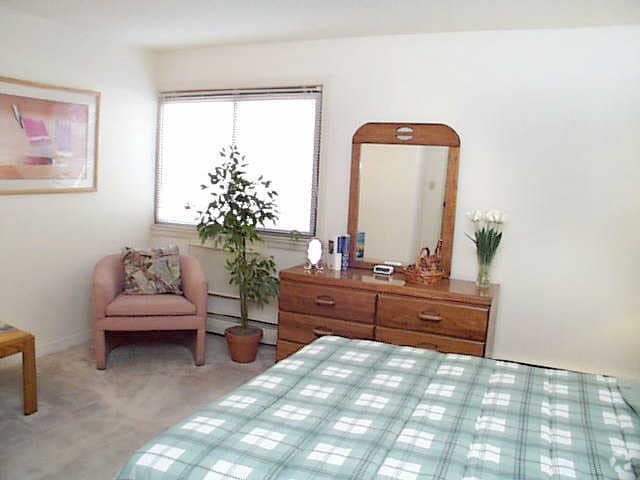 First Bedroom - Kings Court Apartments