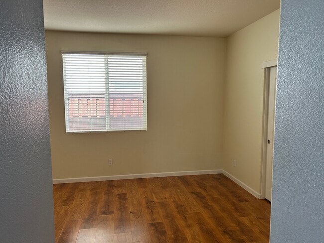 Photo - 1537 Sycamore Dr