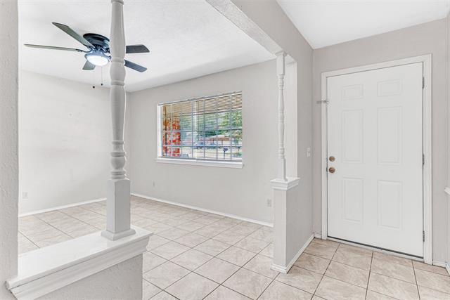 Photo - 403 Daisy Dr