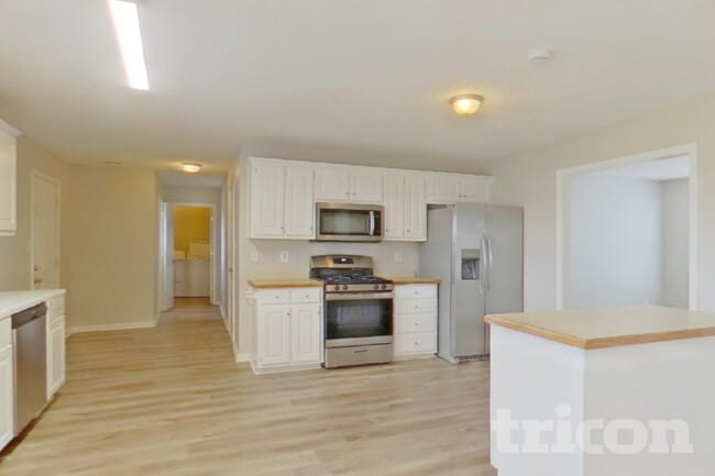 Photo - 1055 Maria Dr