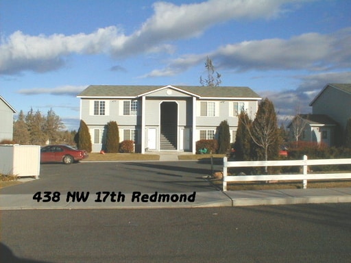 Building Photo - 438 NW 17th St Unit 02