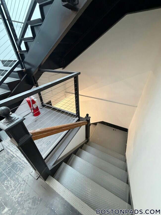 190 High St Unit PH