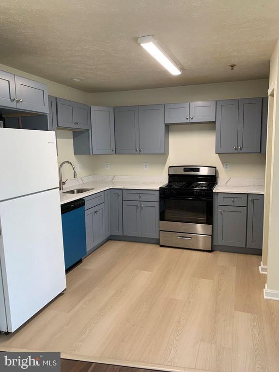 Photo - 9014 Constant Course