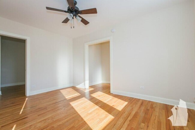 Photo - 1 bedroom in Chicago IL 60613 Unidad 502