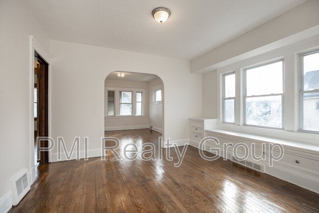 Photo - 2936 E 128th St Unit Downstairs