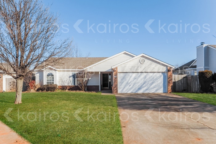 Photo - 1005 Pinecrest St