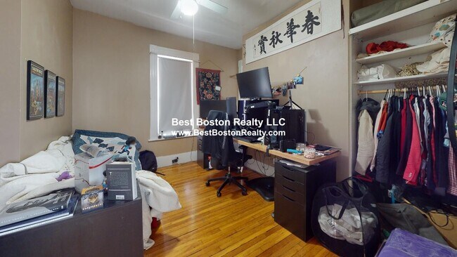 Photo - 127 Central St Unit 1