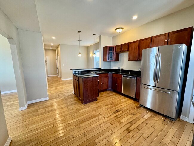 Photo - 22 Elmore St Unit 3