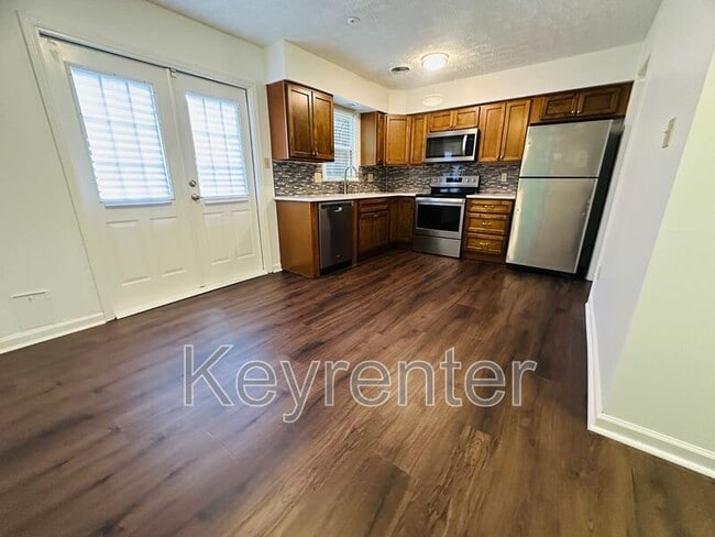 Photo - 132 Durwood Rd