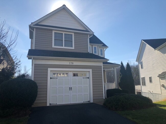 Building Photo - 178 Brookwood Dr