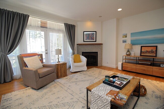 Photo - delfm01 Unit 1