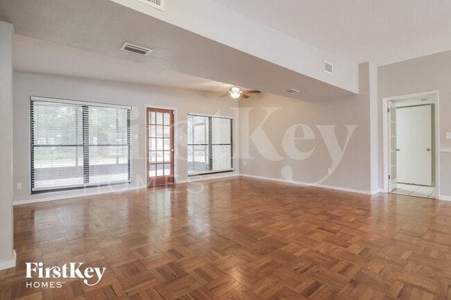 Photo - 2812 Walnut St