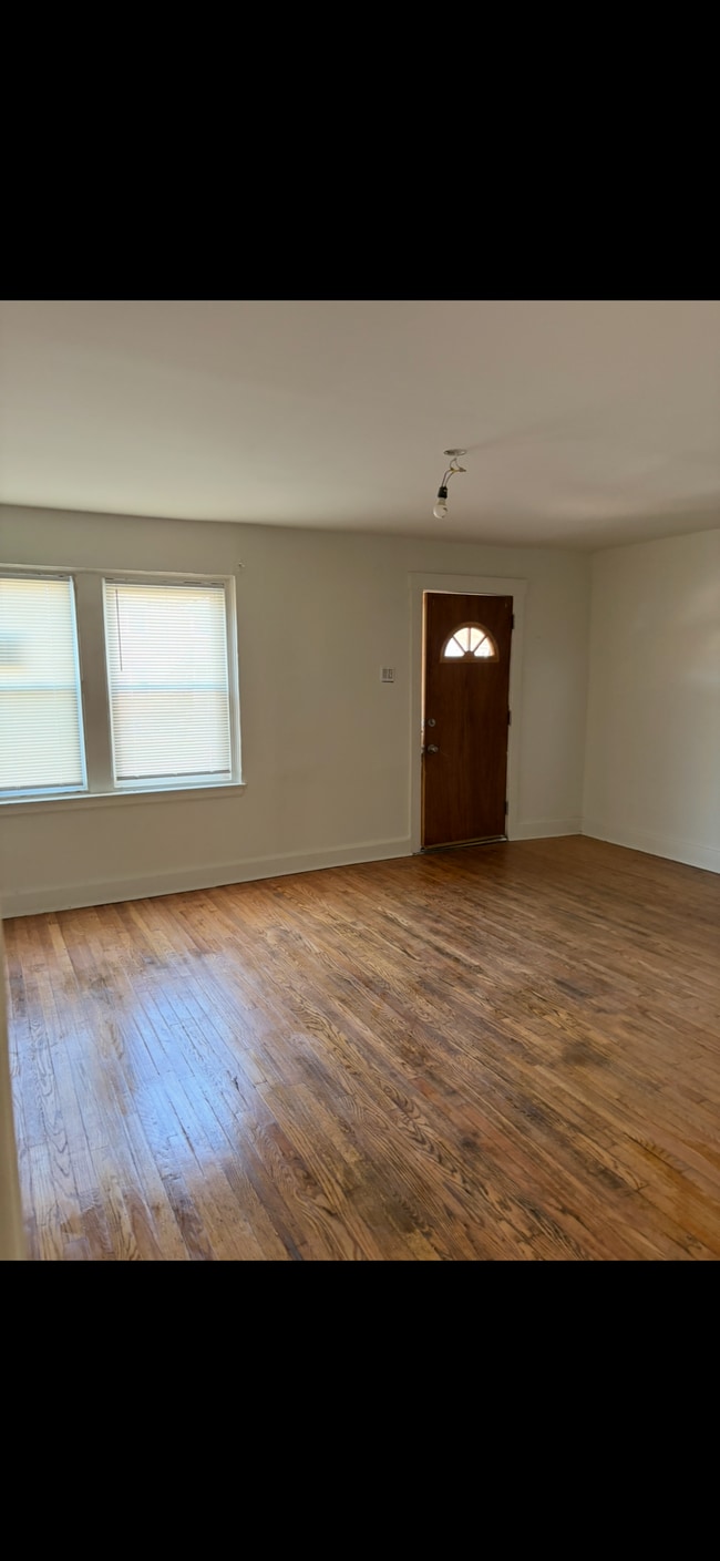 Photo - 914 East 14th Street Unit 914 East 14th Street