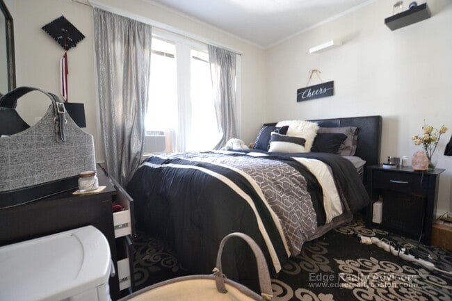 Photo - 109 Kenrick St Unidad 1