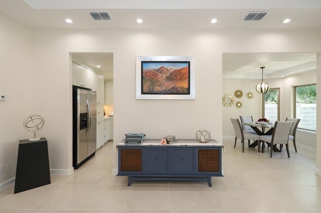 Photo - 306 Cinnamon Teal Loop