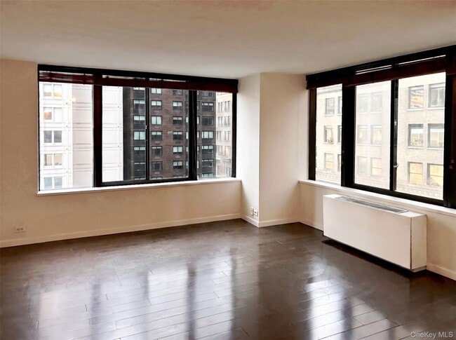 Photo - 445 5th Ave Unit 18H