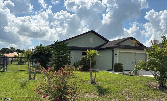 Photo - 157 Shadow Lakes Dr