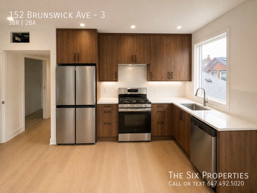 Photo - BRAND NEW LUXURY 3 BED 2 BATH NEAR U OF T