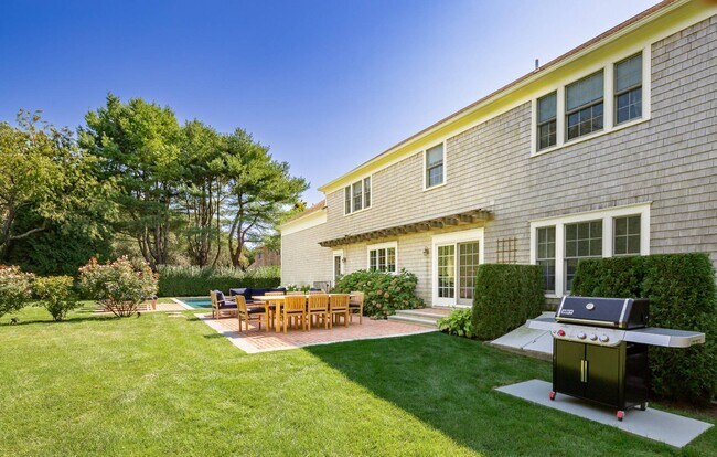 Photo - 110 Fox Hollow Ln