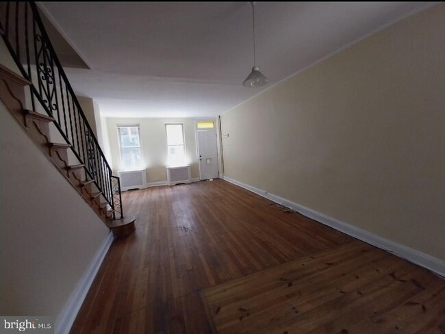 Photo - 819 Kimball St