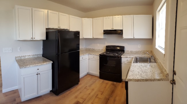 Photo - 2413 E 16th Ct