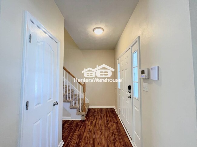 Photo - 2536 Golden Maple Dr