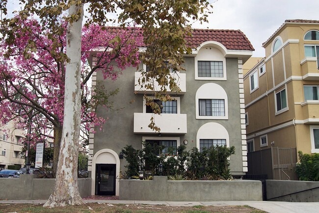 Photo - 3600 Empire Apartments