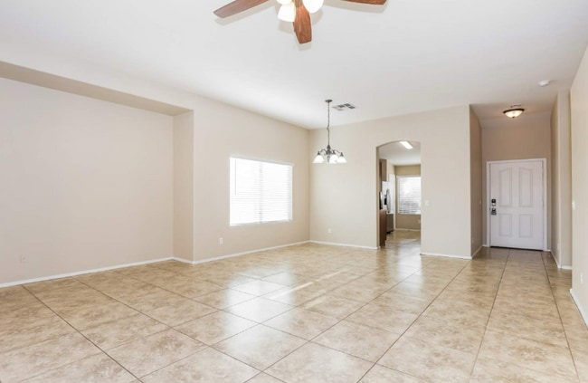 Photo - 9902 W Trumbull Rd