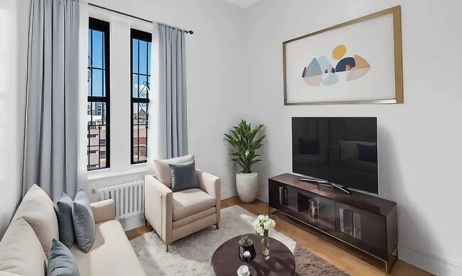 Photo - 122 Norfolk St Apartment Unit 17