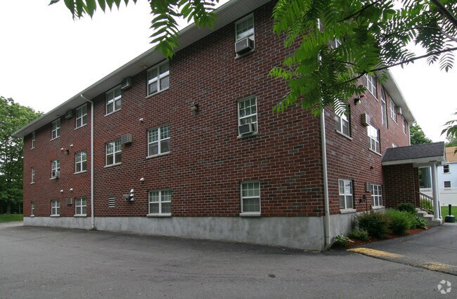 Photo - Arlington Arms Apartments