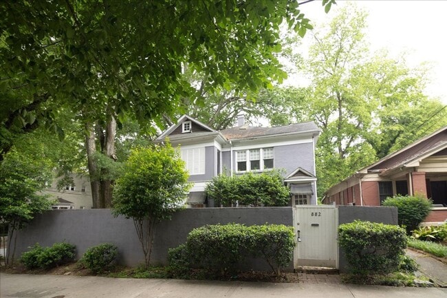 Photo - Very Spacious 2/2 Unit in the Heart of Midtown and Walking Distance to Piedmont Park!