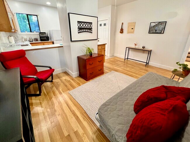 Photo - 1 Torpie St Unit 1