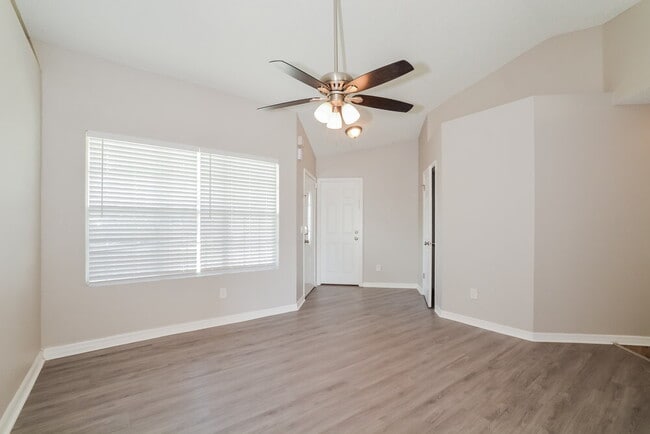 Photo - 10412 Glassborough Dr