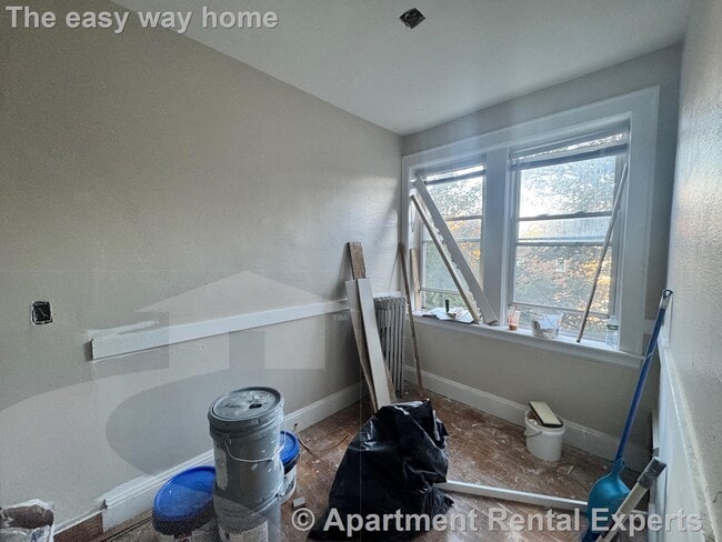 Building Photo - 4 Cogswell Ave Rental