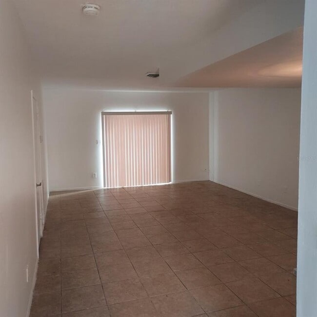 Photo - 9807 N 52nd St