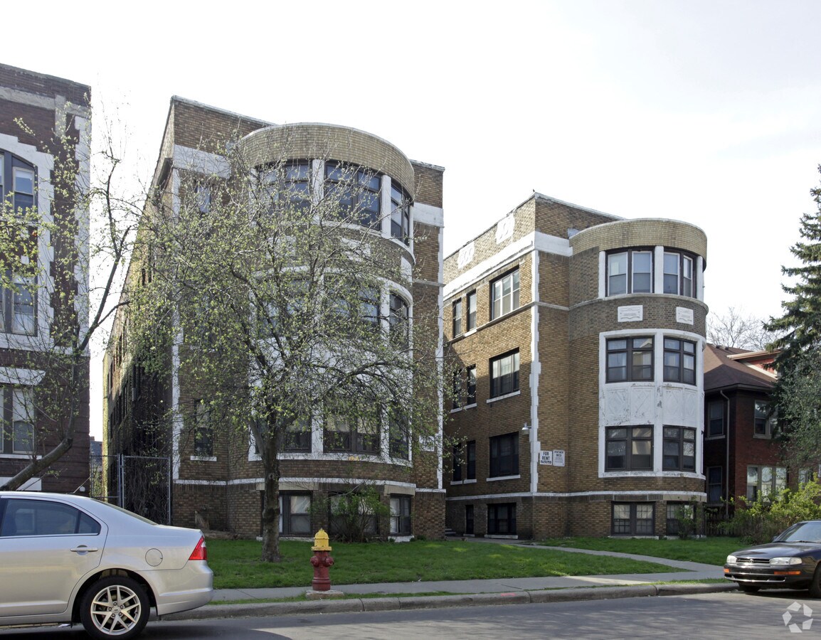 Hancock Court - Hancock Court Apartments
