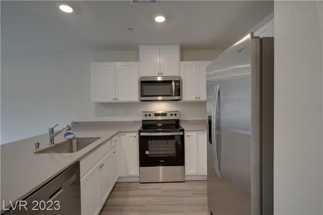Photo - Modern 3-Bedroom Townhome in Highly Desire...