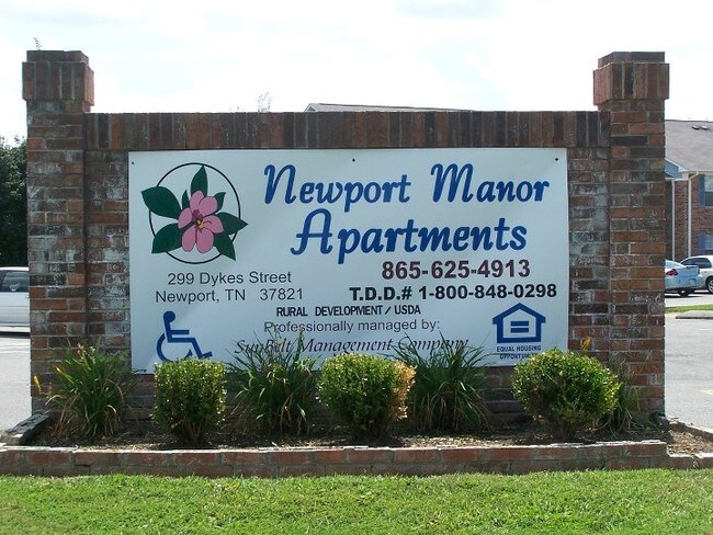 Newport Manor Apartments - Newport Manor Apartments