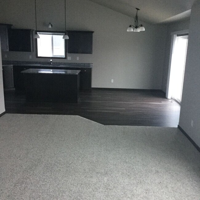 Photo - 5484 34th Ave S