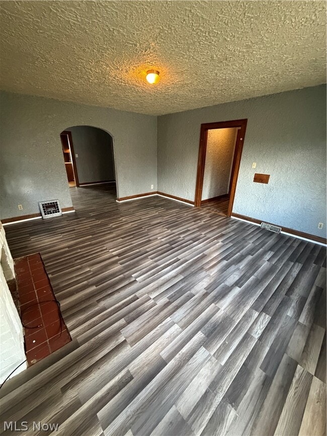 Photo - 119 Upland Ave