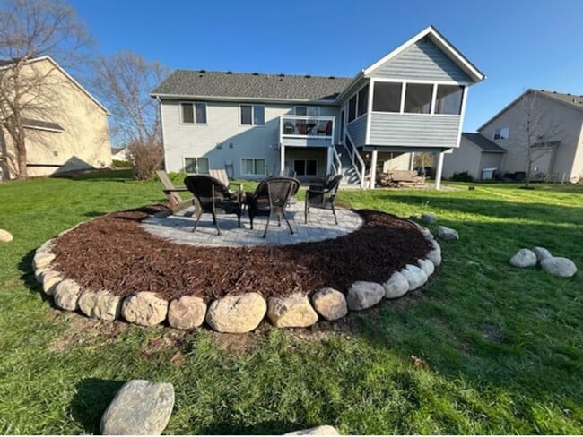 Photo - Gorgeous 6 Bed/3 Bath/3 Garage SFH with Screened in Porch, and Firepit in Minnetrista!