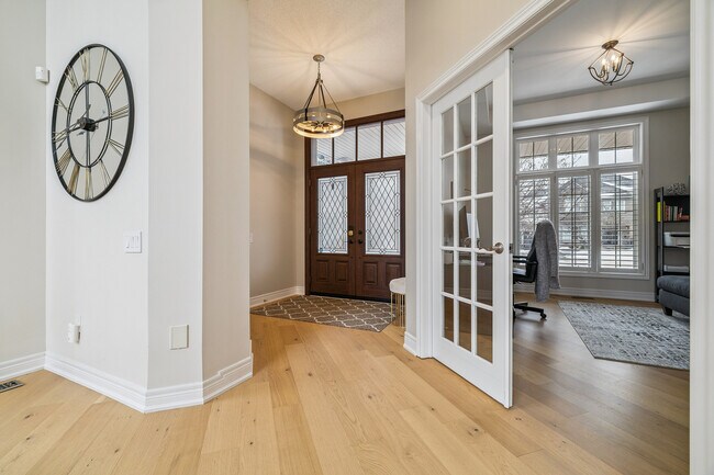 Photo - 2509 Armour Crescent