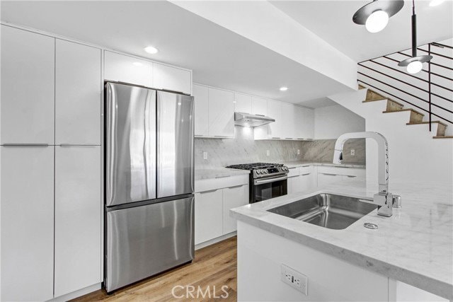 Building Photo - 4409 Saugus Ave