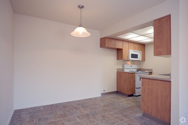 2HAB, 2BA - 800&nbsp;ft² - Villa Christina Apartments