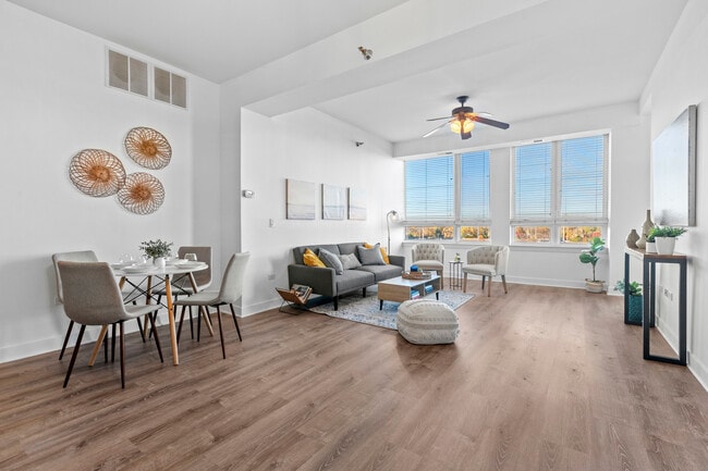 Photo - 6000 N Cicero Ave Unit 404