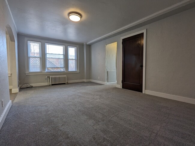 Hyde Park Apartments - Hyde Park Apartments