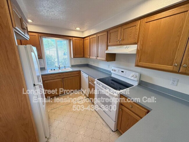 Photo - 4526 Campbell Dr SE