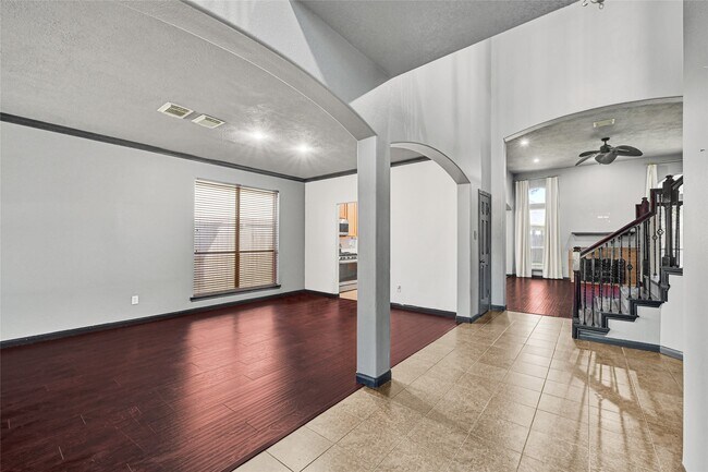 Photo - 8514 Discus Dr