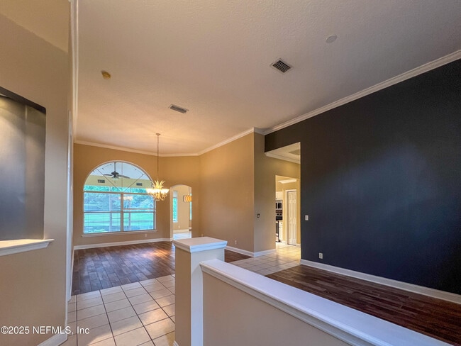 Photo - 1704 Tall Tree Dr E